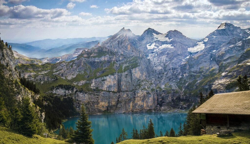 mountains, lake, trees-1645078.jpg